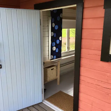 Guest house Skinnars - Small Cottages In The Archipelago Kokar